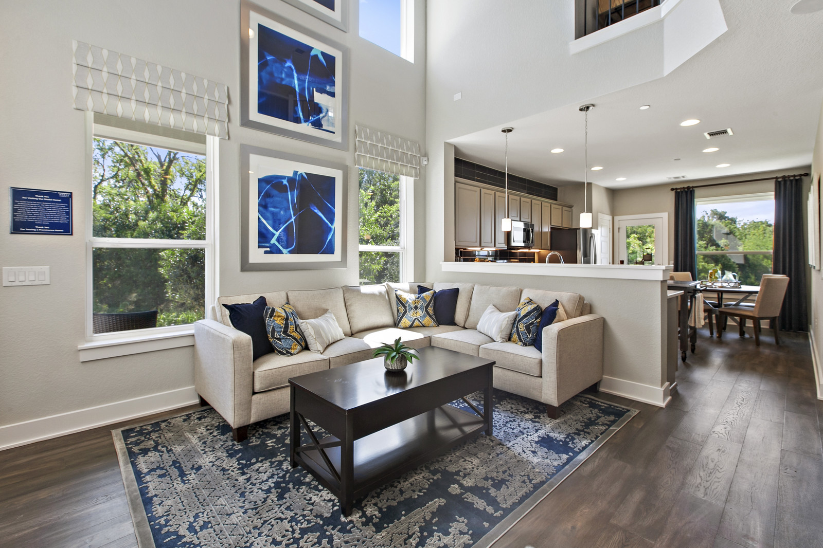 Pioneer Hill_Living Room